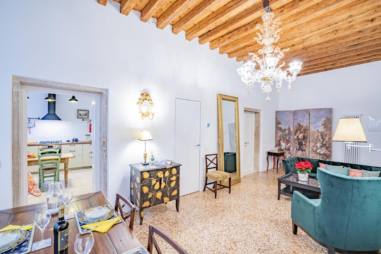 Ca' San Beneto Completely Refurbished In A Fabulously Central Area Benátky Exteriér fotografie