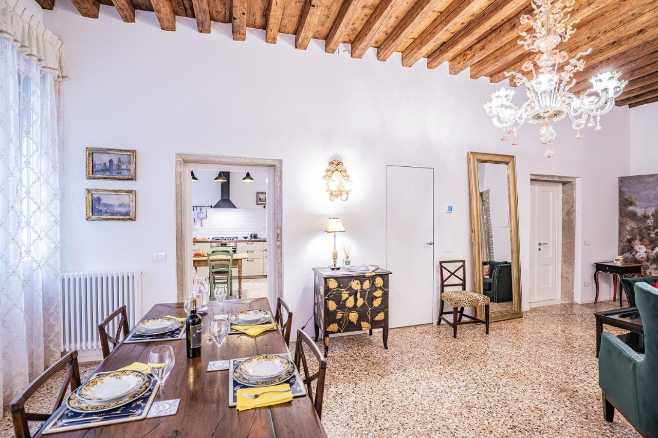 Ca' San Beneto Completely Refurbished In A Fabulously Central Area Benátky Exteriér fotografie